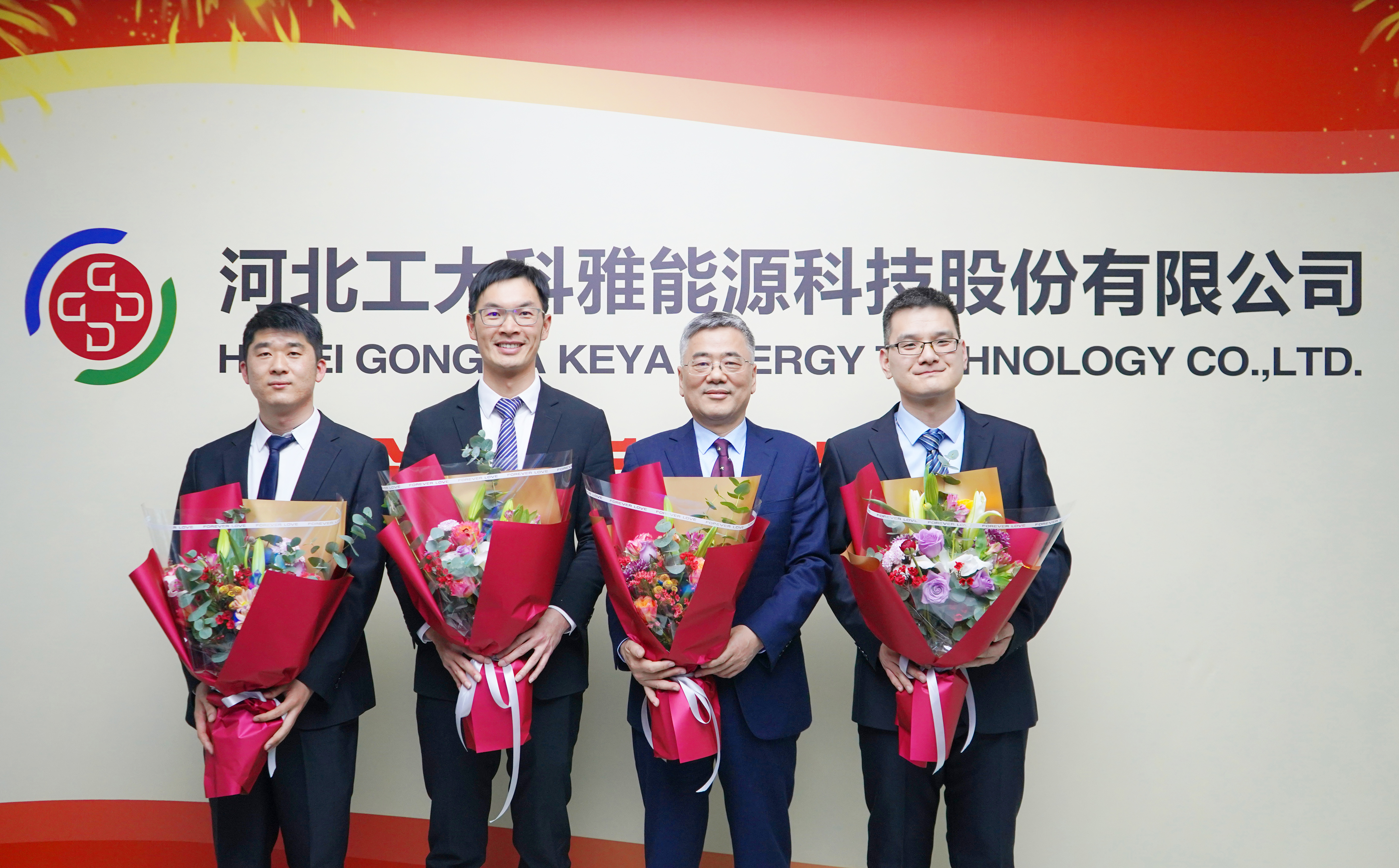 ��ϲѶ������ף�ع�˾IPO�������֤ȯ��������ҵ������ίԱ�����ͨ����(ͼ2)